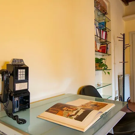 Sulla Sala Lägenhet Pistoia