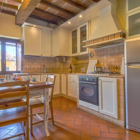 Appartamento Sulla Sala Pistoia